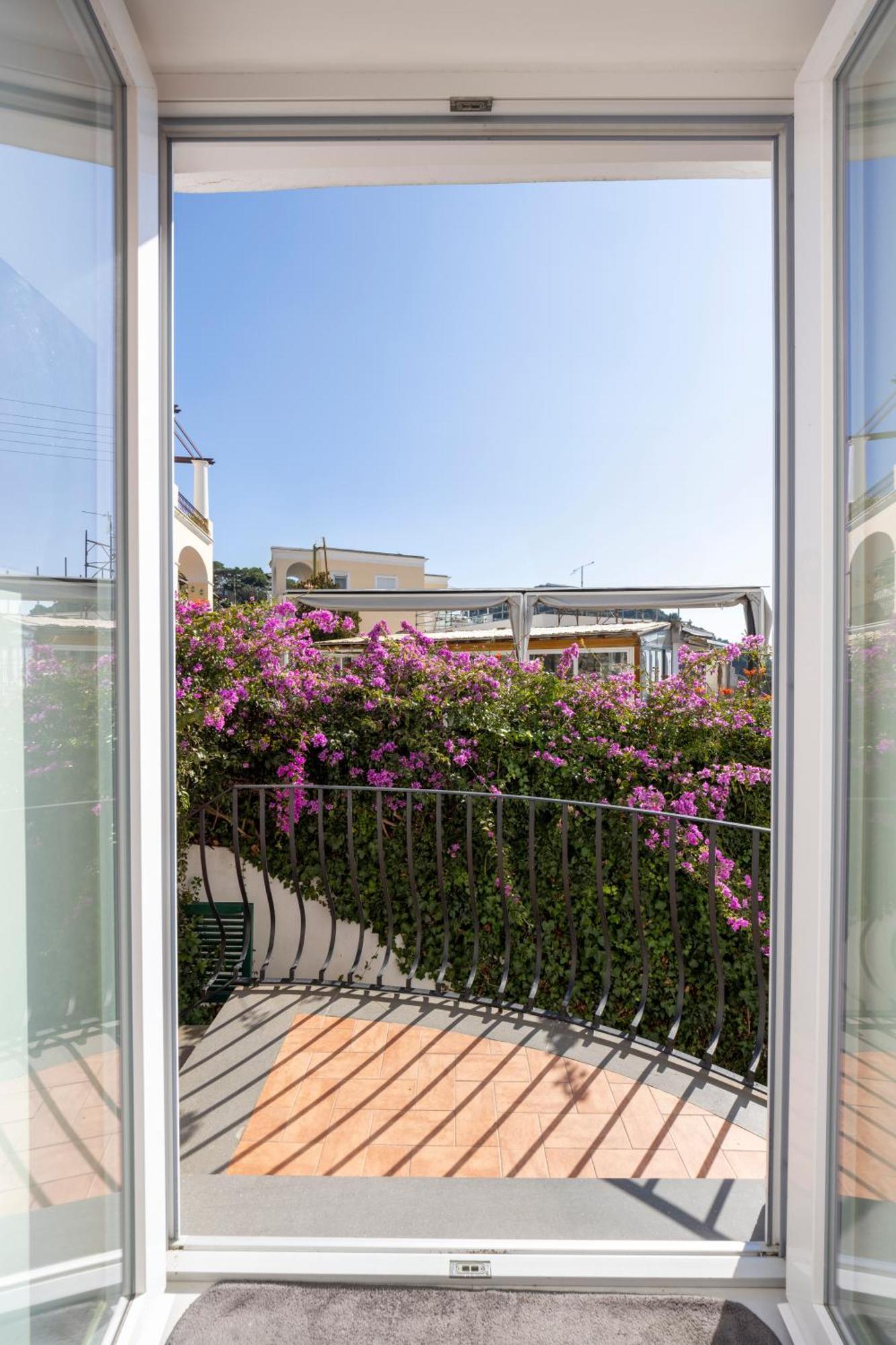 Suite Lucia Capri Exteriör bild